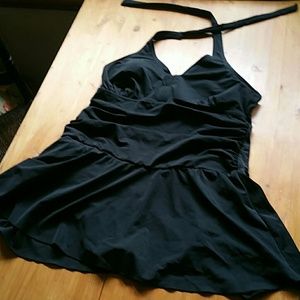 Larger woman's swim suit